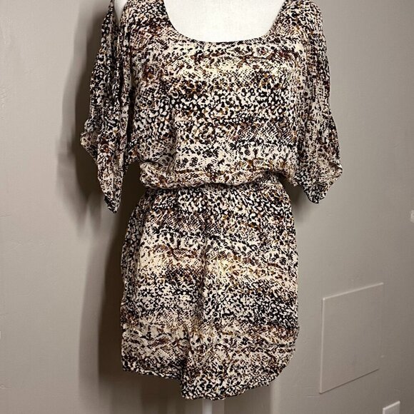 Eight Sixty Dresses & Skirts - Eight Sixty Dress Tunic Animal Print brown/black tie waist Size L Snake Print